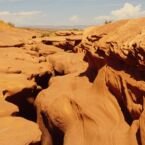 Salida del Antelope Canyon. Por ahi estabamos disfrutando del efecto del sol en este estrecho cañon.
