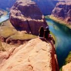 Por la forma que hace el río colorado aquí, es que se le dio el nombre de herradura de caballo