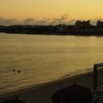 Vista desde nuestro alojamiento al lado de la playa.