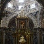 Capilla del Rosario. Llena de oro y decoración barroco mexicana