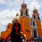 Santuario de la Virgen de los remedios. Iglesia en la cima de la pirámide.