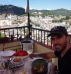 Almorzando en Del Ángel. Riquísima comida, con vista panorámica.