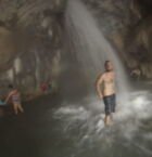 La fuerza del chorro te puede dejar desnudo!