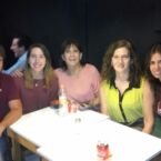 Almorzando con familia nuevamente, Luisa y Montse.