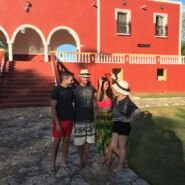 Relajados en Hacienda San Lorenzo de Oxman.