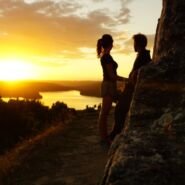 Increible atardecer cima de templo principal de Yaxha