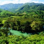 Vista del río desde la pick up camino a Semuc