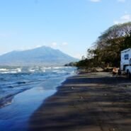 Por fin llegamos a la ansiada playa desértica y salvaje.