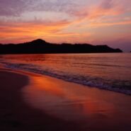 No nos cansamos de los atardeceres playeros